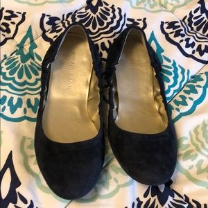 Like new navy flats